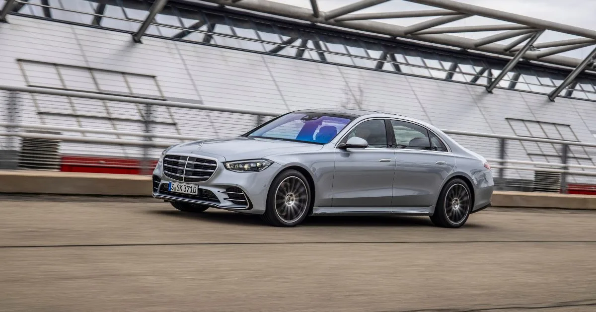 2023 Mercedes-Benz S Class Side In Motion