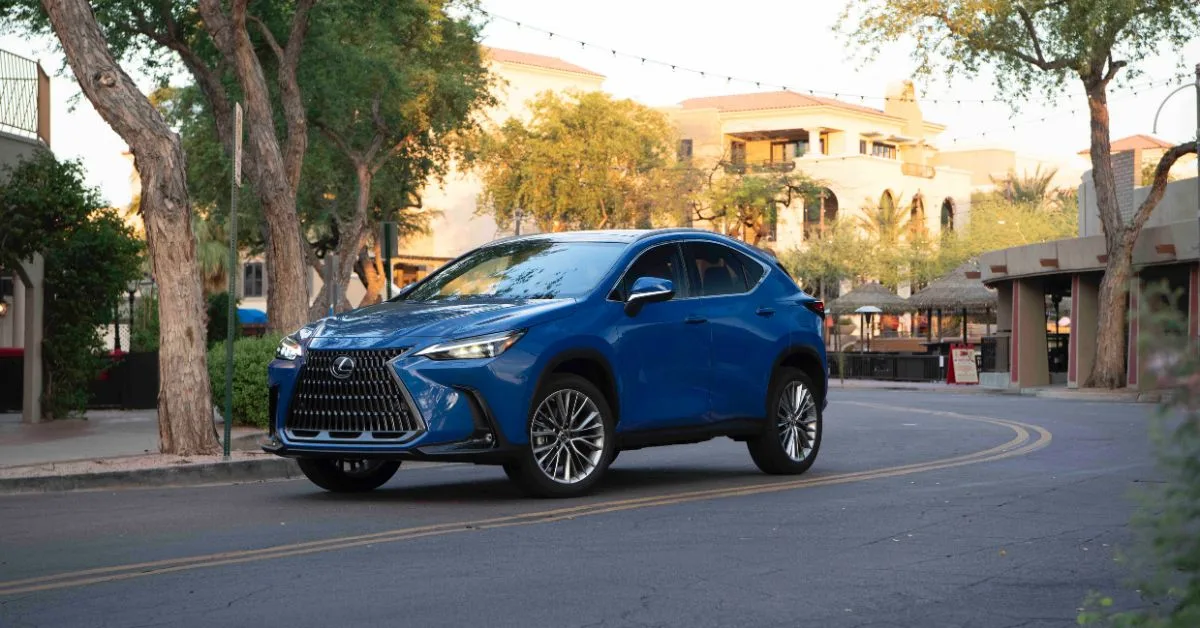 2024 Lexus NX Front Side View