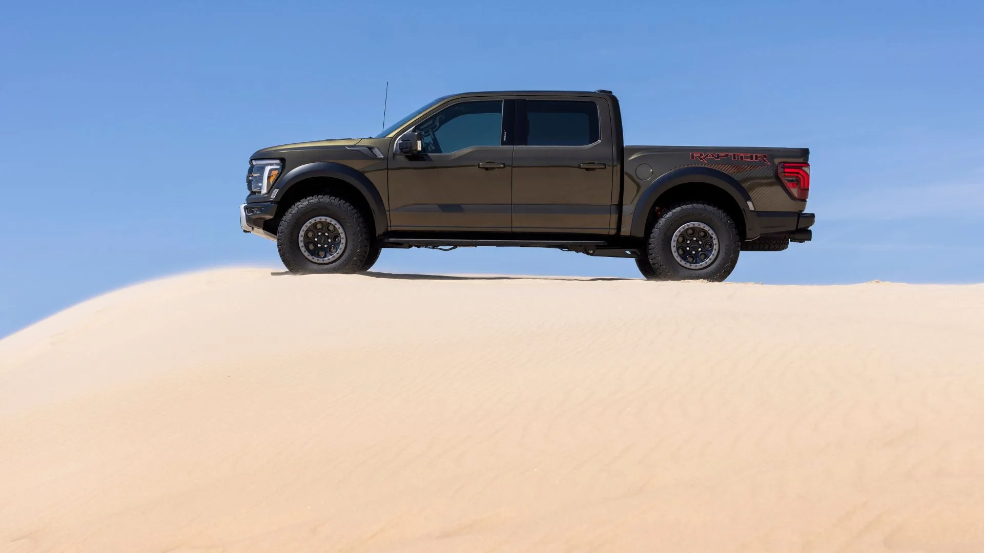 2024 Ford F-150 Raptor R Dunes