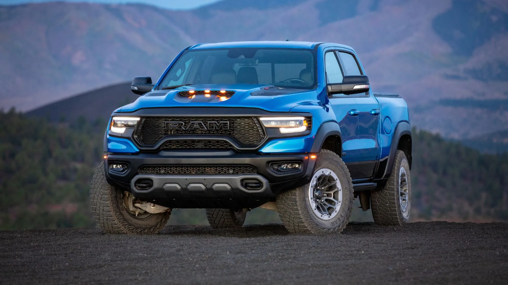 2024 Ram 1500 Front