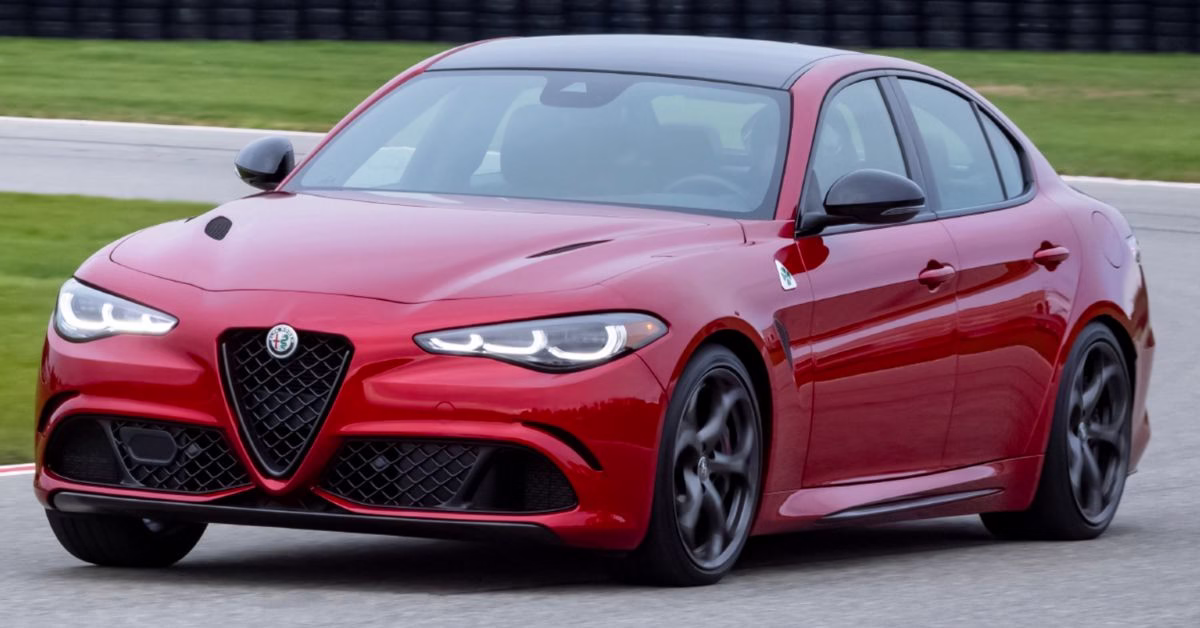 2025 Alfa Romeo Giulia Quadrifoglio 2025 Alfa Romeo Giulia Quadrifoglio, best sports sedans