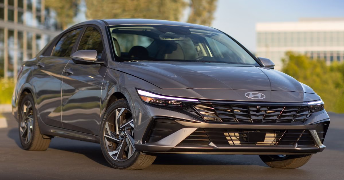 2025 Hyundai Elantra Hybrid 2025 Hyundai Elantra Hybrid, hybrid sedan with longest range