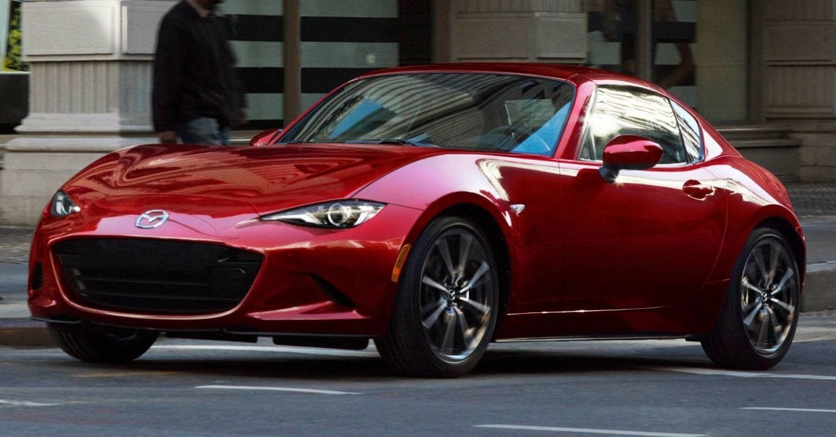 Mazda MX-5 Miata, city driving