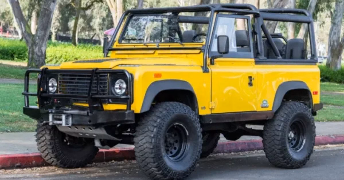 Land Rover Defender, cars banned in America