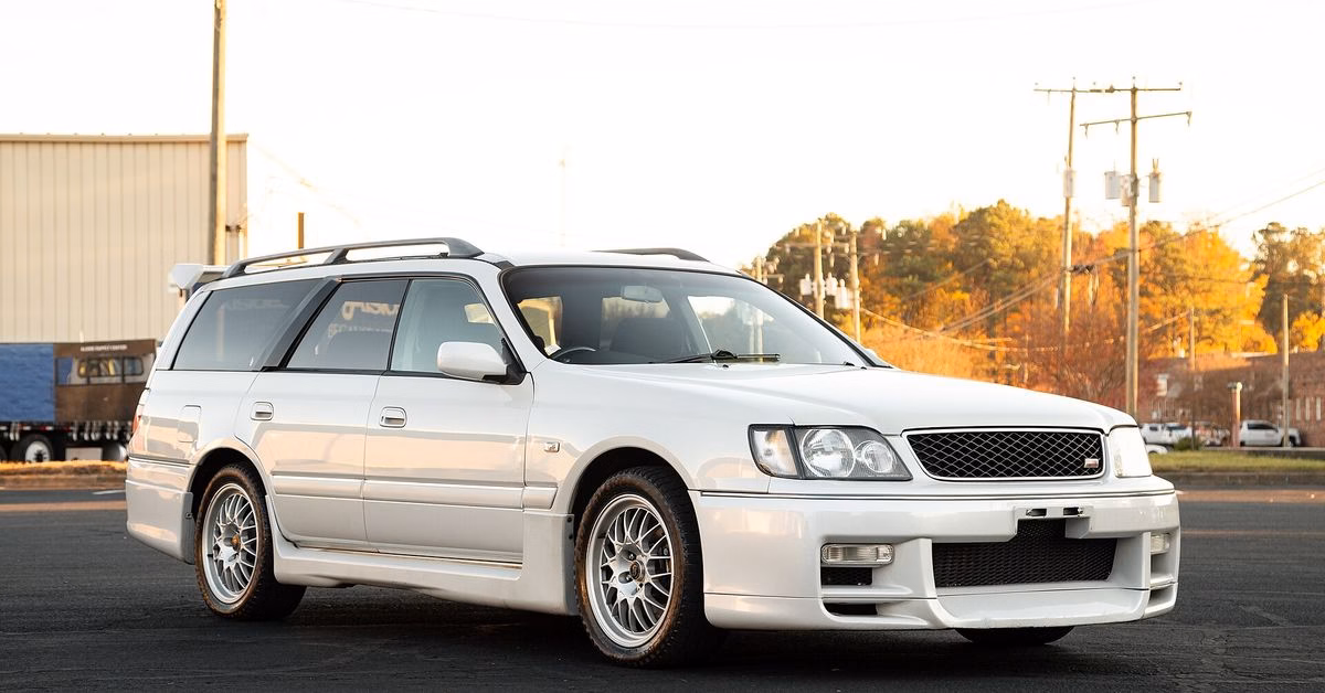 1998 Nissan Stagea Autech Version 260RS with the GT-R RB26 engine, a sleeper wagon