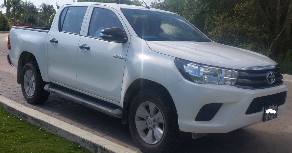 2016 Toyota Hilux Double Cab 2016 Toyota Hilux double cab, Toyota diesel engines